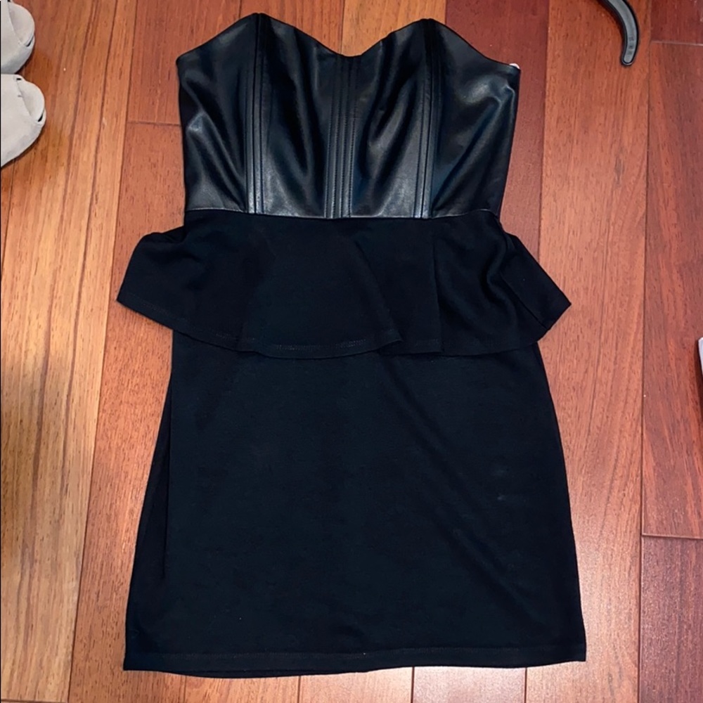🖤 REVOLVE Vegan Leather Dress - Picture 4 of 7
